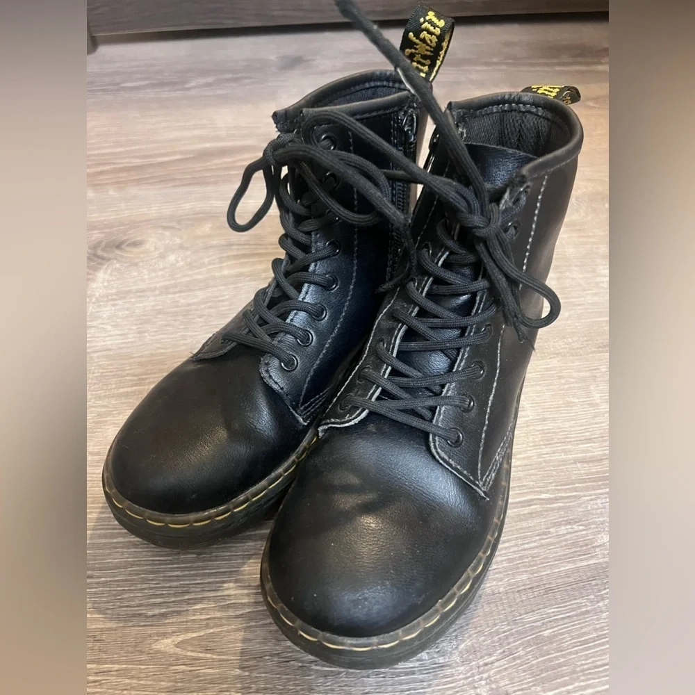 Dr. Martens Kids' Zavala Combat Lace Up Boot Little Kid Size 2